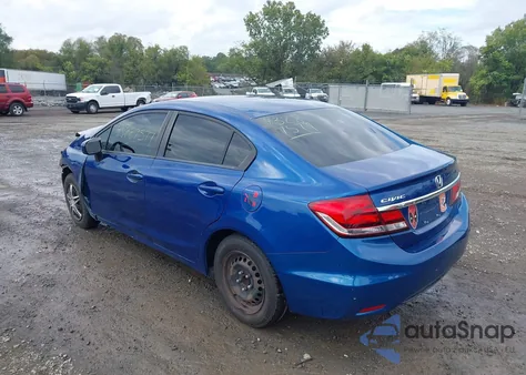 2015 Honda Civic Lx z USA, uszkodzony, nr VIN 19XFB2F59FE215167